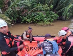 Tiga Hari Pencarian Tanpa Henti, Prajurit Posal Delta Pawan Jajaran Kodaeral XII Temukan Korban di Perairan Ketapang