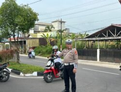 Hadir di Tengah Masyarakat, Satlantas Polres Kapuas Pengaturan Pagi