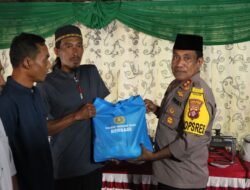 Ramadhan Penuh Berkah, Kapolres Murung Raya Bagikan Paket Sembako untuk Masyarakat