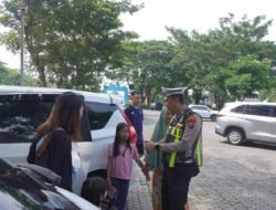 PEMUDIK APRESIASI KELANCARAN ARUS LALU LINTAS DI REST AREA 754 A SIDOARJO PADA OPS KETUPAT SEMERU 2026