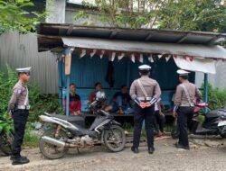 Polres Murung Raya Gelar Program “Polantas Menyapa” Di Pangkalan Ojek Jl. Merdeka