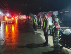 POLSEK KAPUAS TENGAH KAWAL DAN LAKSANAKAN PENGAMANAN PAWAI TAKBIR IDUL FITRI 1447 H/2026 M DISERTAI HUJAN BERKAH SEPANJANG JALAN