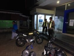 Antisipasi Kejahatan, Polsek Kapuas Barat Laksanakan Patroli Malam Hari
