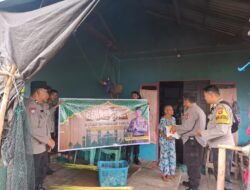 POLRES SERUYAN SALURKAN BANSOS RAMADHAN KEPADA WARGA KURANG MAMPU DAN LANSIA DI DESA SUNGAI UNDANG