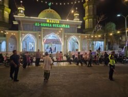 Jaga Kekhusyukan Ramadan, Polisi Laksanakan Pengamanan Tarawih