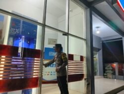 Ciptakan Rasa Aman, Polisi Sisir Lingkungan Bank BRI