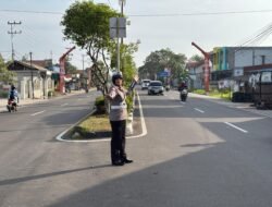 Hadir di Tengah Masyarakat, Satlantas Polres Kapuas Pengaturan Pagi