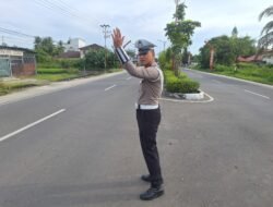 Hadir di Tengah Masyarakat, Satlantas Polres Kapuas Pengaturan Pagi