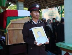 Polres Murung Raya Gelar Upacara Pemakaman Bripda Vikma Setiawan