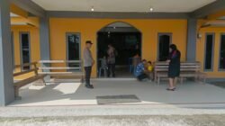 Pam Ibadah minggu di gereja Emanuel Pujon di lakukan  personil Polsek Kapuas tengah.