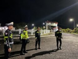 Patroli Malam Hari, Polres Murung Raya Cegah Aksi Premanisme dan Balapan Liar Di Alun-Alun