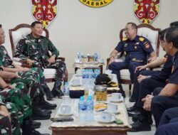 Perkuat Sinergi Pengawasan Maritim, Kodaeral XII Terima Kunjungan Kakanwil Bea Cukai Kalbar