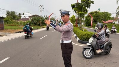 Hadir di Tengah Masyarakat, Satlantas Polres Kapuas Pengaturan Pagi