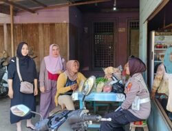Polantas Menyapa, Unit Kamsel Satlantas Polres Mura Dengarkan Keluhan Emak-Emak