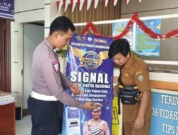 Samsat Murung Raya Layani Pemohon Administrasi Bayar Pajak Dengan Humanis Lewat Polantas Menyapa