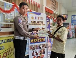 Petugas Samsat Murung Raya Melayani Dengan Sapa &  Humanis Masyarakat Melalui “Polantas Menyapa”