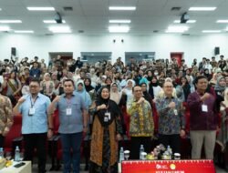 DORONG GENERASI MUDA MELEK KEUANGAN, OJK BAHAS PELUANG DAN RISIKO PEMBIAYAAN DIGITAL DI UNIVERSITAS RIAU