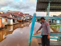 Antisipasi Banjir, Polsek Dusun Selatan, Patroli Dialogis, Pantau Ketinggian Air