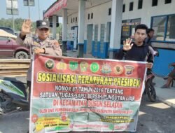Personel Polsek Dusel Gencar Sosialisasikan Larangan Pungli Dengan Warga