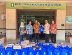 Peringati Hari Buruh, PTPN IV Regional V Berikan Bantuan Sembako