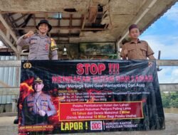 CEGAH KARHUTLA, BHABINKAMTIBMAS AYAWAN PASANG SPANDUK DAN HIMBAU WARGA