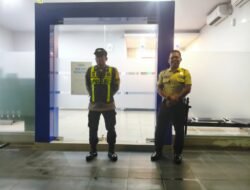 Jaga Kondusifitas Kamtibmas, Personel Polsek Kapuas Barat Intensifkan Patroli Rawan Malam