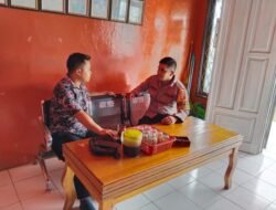 BHABINKAMTIBMAS DESA TUMBANG MANJUL SAMPAIKAN HIMBAUAN KAMTIBMAS KEPADA WARGA