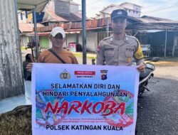 Personil Polsek Katingan Kuala Sosialisasi Tentang Bahaya Narkoba Serta Menghimbau Masyarakat Untuk Tidak Menggunakan dan Menjauhi Narkoba