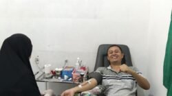 TANPA MENGENAL SI PENERIMA, IPDA EDI SUKARELADONORKAN DARAH DI RSUD KUALA PEMBUANG