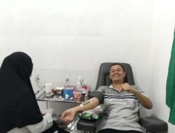 TANPA MENGENAL SI PENERIMA, IPDA EDI SUKARELADONORKAN DARAH DI RSUD KUALA PEMBUANG