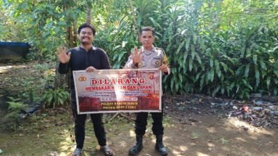 Cegah Karhutla, Polsek Benua Lima Edukasi Warga dan Bentangkan Spanduk Stop Pembakaran