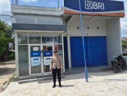 PATROLI KRYD DAN DIALOGIS POLSEK HANAU SAMBANG ATM BANK BRI, PASAR SAIK, DAN INDOMARET