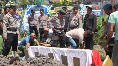 Polres Kotim Gelar Upacara Pemakaman Aiptu  Suyanto, Beri Penghormatan Terakhir.