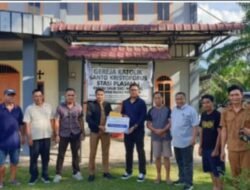 Dukung Transisi Energi, Holding Perkebunan Nusantara melalui PTPN IV Regional V Salurkan Bantuan PLTS Atap untuk Gereja Katolik Santo Kristoforus Ngabang