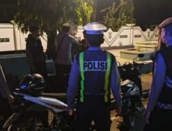 Satlantas Polres Barito Timur Laksanakan Patroli Blue Light Depan SDN 3 Tamiang Layang