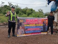 Dekati Masyarakat, Polsek Kapuas Barat Sosialisasikan Pencegahan Karhutla di Mandomai