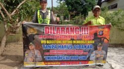 DALAM UPAYA PENCEGAHAN KEBARAN HUTAN DAN LAHAN, PERSONEL POLSEK PULAU PETAK SOSIALISASIKAN SANKSI PIDANA PELAKU KARHUTLA KE MASYARAKAT KECAMATAN PULAU PETAK