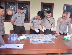 KAPOLRES SERUYAN PIMPIN LANGSUNG TES URINE PERSONEL POLSEK SERUYAN HILIR, PERKUAT WASIKAT DAN INTEGRITAS