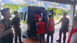 Kawal 26 Tahanan ke Pengadilan, Satsamapta Polres Kotim Pastikan Sidang Berjalan Aman Tanpa Gangguan