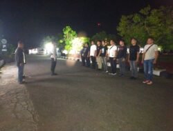 Pastikan Kesiapsiagaan, Pawas Polres Gumas Pimpin Pengecekan Personel Jumat Malam