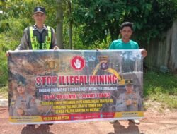 PERSONEL POLSEK PULAU PETAK LAKSANAKAN SOSIALISASI ILEGAL MINING KE MASYARAKAT GUNA PENCEGAHAN TAMBANG LIAR DI WILAYAH KECAMATAN PULAU PETAK