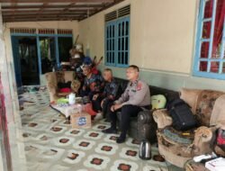 Sambangi Warga Mandomai, Polsek Kapuas Barat Pererat Silaturahmi Lewat Patroli Dialogis