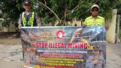 PERSONEL POLSEK PULAU PETAK LAKSANAKAN SOSIALISASI ILEGAL MINING KE MASYARAKAT GUNA PENCEGAHAN TAMBANG LIAR DI WILAYAH KECAMATAN PULAU PETAK