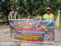 PERSONEL POLSEK PULAU PETAK LAKSANAKAN SOSIALISASI ILEGAL MINING KE MASYARAKAT GUNA PENCEGAHAN TAMBANG LIAR DI WILAYAH KECAMATAN PULAU PETAK