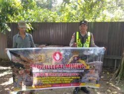 PERSONEL POLSEK PULAU PETAK LAKSANAKAN SOSIALISASI ILEGAL MINING KE MASYARAKAT GUNA PENCEGAHAN TAMBANG LIAR DI WILAYAH KECAMATAN PULAU PETAK