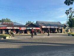 Pengaturan Pagi Humanis, Sat Samapta Polres Sukamara Hadir Jaga Kelancaran Jalan Raya Utama