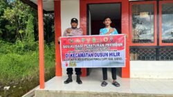 Personel Polsek Dusun Hilir Gencar Sampaikan Terkait Larangan Pungli Dengan Warga Masyarakat