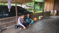 Berikan Imbauan kantibmas kepada warga di lakukan piket Polsek Kapuas Tengah.