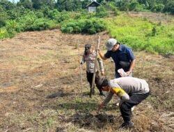 Polsek Murung Bersama Warga Danau Usung Tanam Jagung Hibrida