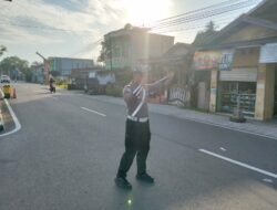 Hadir di Tengah Masyarakat, Satlantas Polres Kapuas Pengaturan Pagi